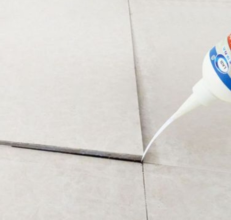 渝中瓷砖空鼓维修公司分享卫生间瓷砖脱落的原因可能有以下几点